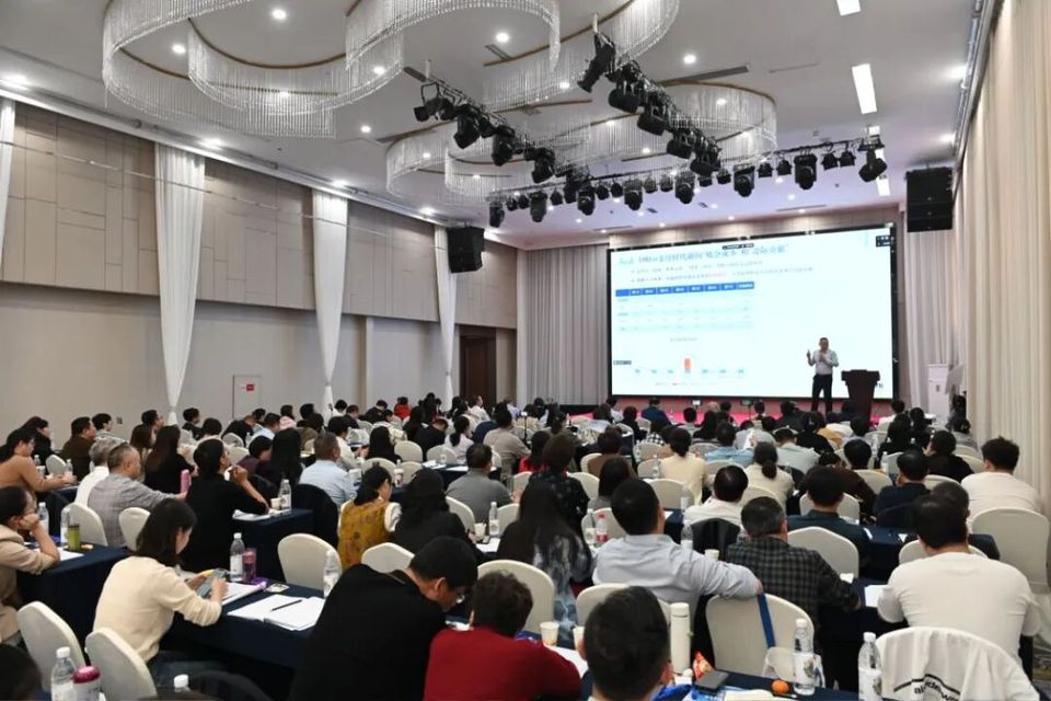简讯 | 面向高质量发展的医院运营管理与成本管控培训研讨班（武汉站）成功举办